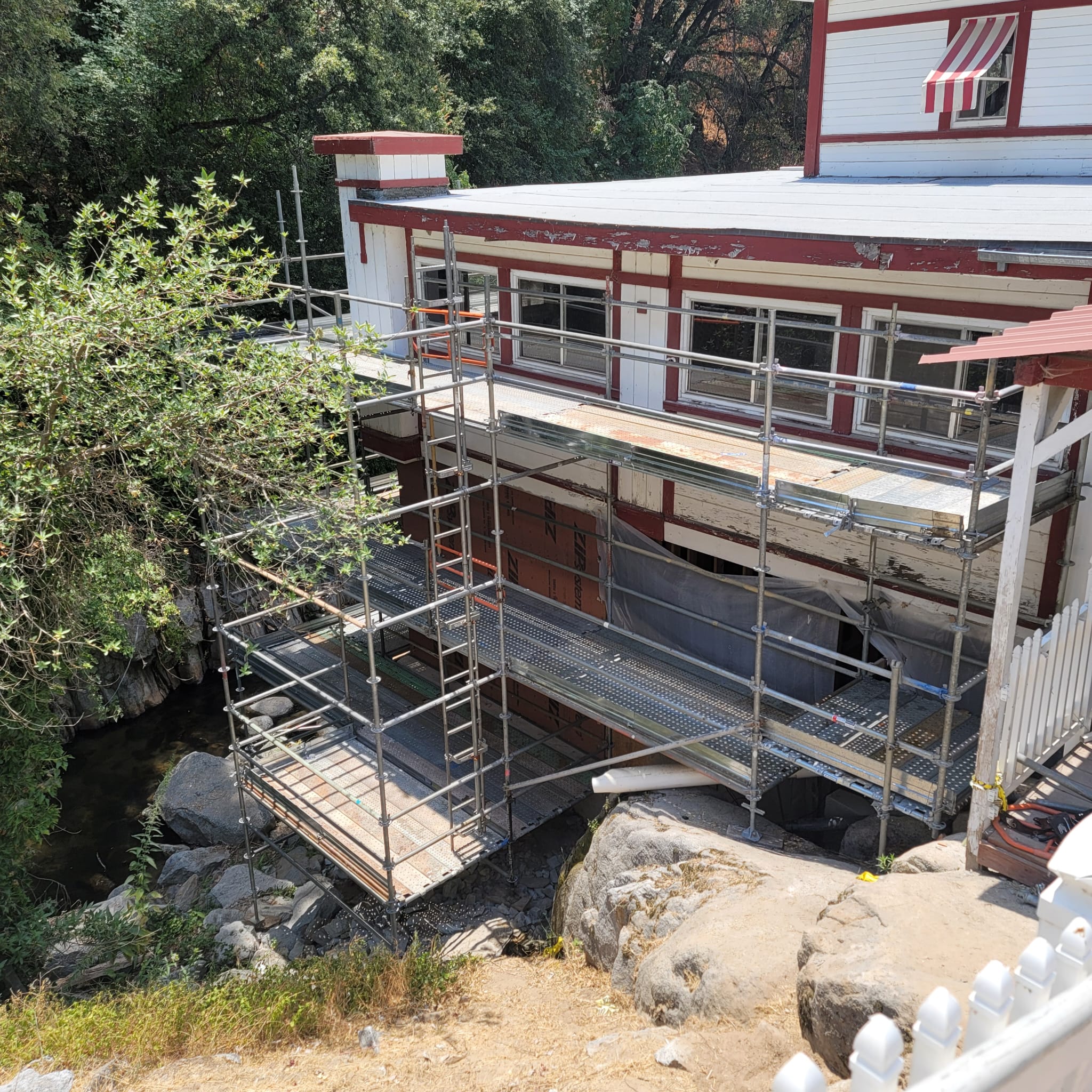 scaffold solutions los angeles